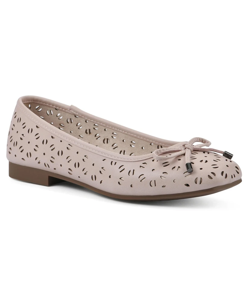 Cliffs by White Mountain Women's Bessa Ballet Flats