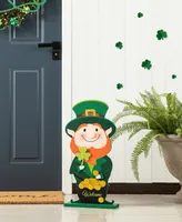 Glitzhome 23.5" H St. Patrick's Wooden Leprechaun Pot of Gold-Tone Porch Decor