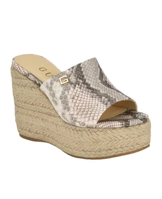 Guess Women's Evba Jute Wrapped Slip on Wedge Espadrilles