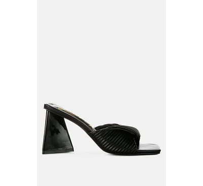 cupid kiss pleated twist strap sandals