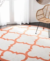 Safavieh Amherst AMT423 Beige and Orange 7' x 7' Round Area Rug