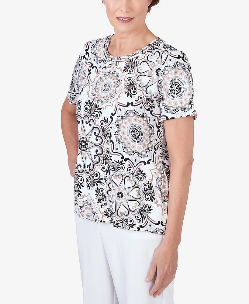 Alfred Dunner Women's Geo Medallion Short Sleeve Crew Neck Tee