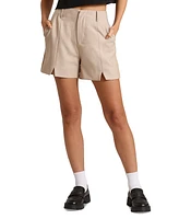 Avec Les Filles Women's Seamed Vent-Hem Shorts