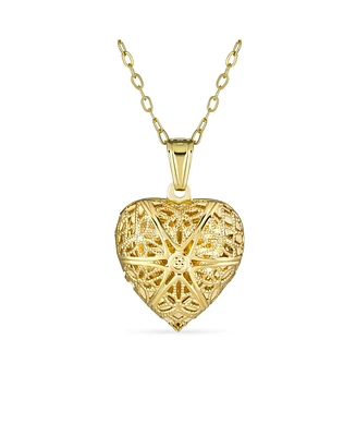 Bling Jewelry Vintage Style Filigree Star Heart Shape Aromatherapy Essential Oil Perfume Diffuser Locket Necklace For Women 18K Gold Plated