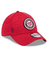 New Era Men's Red Washington Nationals 2024 Clubhouse 39THIRTY Flex Fit Hat