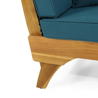 Versatile Daybed Comfort and Style for Your Outdoor Oasis