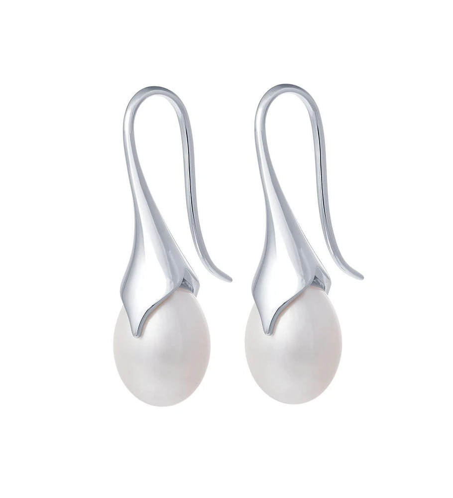 Lucy Quartermaine Pearl Drop Earrings