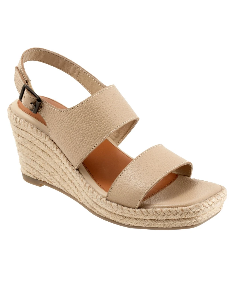 SoftWalk Hartley Sandal