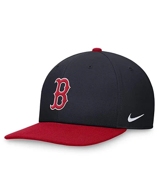 Nike Men's Navy/Red Boston Red Sox Evergreen Two-Tone Snapback Hat