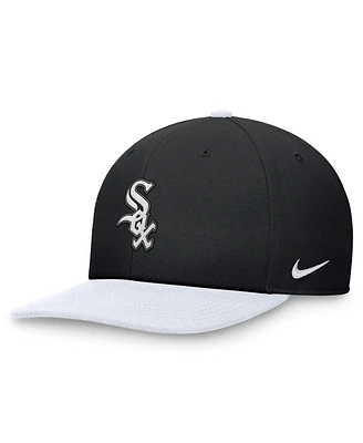 Nike Men's Black/White Chicago White Sox Evergreen Two-Tone Snapback Hat