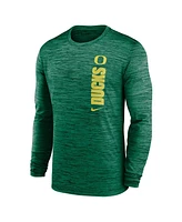 Nike Men's Green Oregon Ducks 2024 Sideline Velocity Performance Long Sleeve T-Shirt