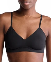 Calvin Klein Women's Invisibles Triangle Bralette QF7142