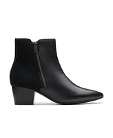 Clarks Women's Collection Ellanie Vibe Boots