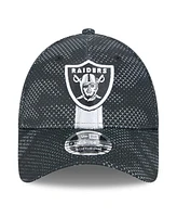 New Era Men's Black Las Vegas Raiders 2024 Sideline 9FORTY Stretch-Snap Hat