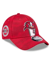 New Era Men's Red Tampa Bay Buccaneers 2024 Sideline 9FORTY Stretch-Snap Hat