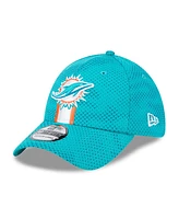 New Era Men's Aqua Miami Dolphins 2024 Sideline 39THIRTY Flex Hat