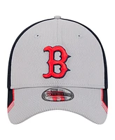 New Era Men's Gray/Black Boston Red Sox Visor Trim 39THIRTY Flex Hat