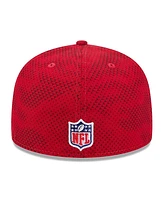 New Era Men's Red Tampa Bay Buccaneers 2024 Sideline 59FIFTY Fitted Hat