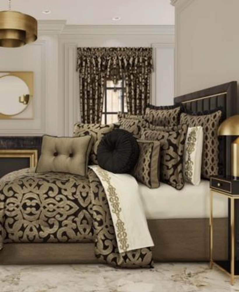 J Queen New York La Boheme Comforter Sets