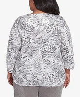 Alfred Dunner Plus Copenhagen Monotone Gray Animal Print Top