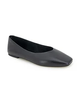 Kenneth Cole New York Women's Johanna Square Toe Ballet Flats