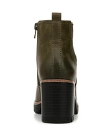 Naturalizer Madalynn-Gore Water Resistant Lug Sole Chelsea Booties