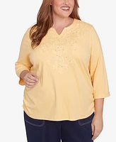 Alfred Dunner Plus Block Island Tonal Embroidered Ruched Top