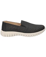 Easy Street Women's Mosaic Slip-Resistant Sneakers