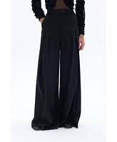 Nocturne Women's Pleated High-Waisted Pants