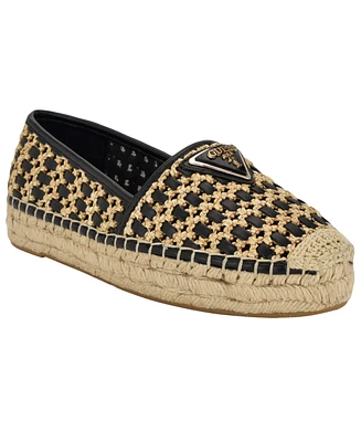 Guess Women's Jolandon Closed Toe Quattro G-Casual Espadrille Flats