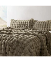 Snowball Chunky Bunny - Coma Inducer� Oversized Comforter Set - Olive Earth,Queen