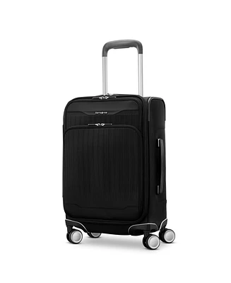 Samsonite Silhouette 18 20" Carry-On Softside Spinner