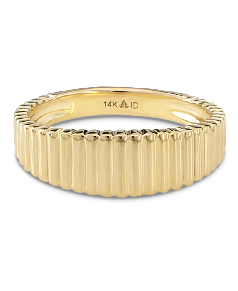 Devata Ribbed Band Ring in 14K Gold, Size 8, approx. 3.7 grams.