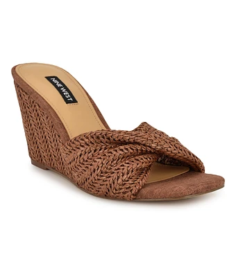 Nine West Women's Nikhil Slip-On Square Toe Wedge Sandals