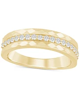 Diamond Faceted Wedding Band (1/4 ct. t.w.) in 14k Gold