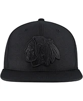 Mitchell & Ness Men's Black Chicago Blackhawks Soul Strike Cultivated Pearl Tonal Snapback Hat