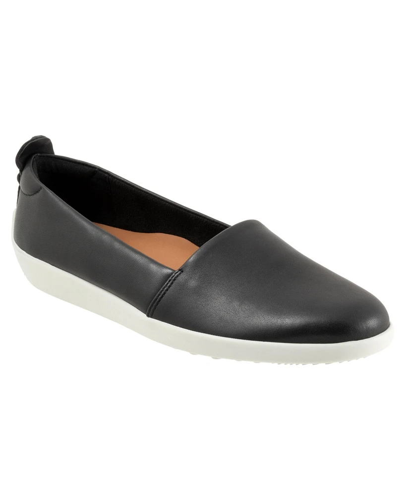 Softwalk Deva Flat