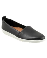 Softwalk Deva Flat