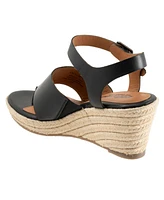 Softwalk Hilo Sandal