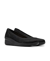 Clarks Collection Women's Suttyn Kaylie Slip-On Shoes