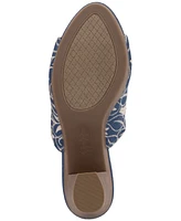 Jessica Simpson Women's Shelbie Block Heel Platform Mules