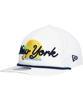 New Era Men's White New York Yankees Paradise Golfer Adjustable Hat