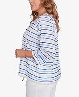 Hearts Of Palm Plus Making Waves Beach Scene Drawstring 3/4 Sleeve Top