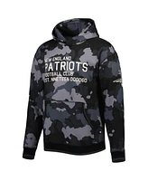 The Wild Collective Men's Black New England Patriots Camo Pullover Hoodie