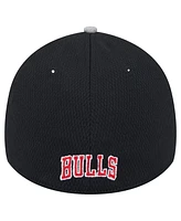 New Era Men's Gray/Black Chicago Bulls Active Trim 39THIRTY Flex Hat