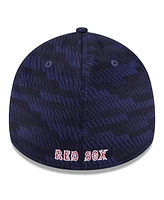 New Era Men's Navy/Red Boston Red Sox 2025 Mlb Clubhouse 39THIRTY Flex Hat