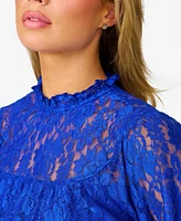 Cable & Gauge Women's Floral Lace Crew Neck Top
