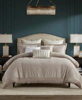 Madison Park Signature Pescal Oversized Velvet Comforter Sets