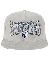 New Era Men's Gray New York Yankees Corduroy Golfer Snapback Hat