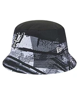 New Era Men's Black/Gray San Antonio Spurs Tip-Off Bucket Hat